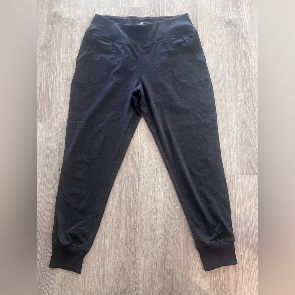 GAIAM Women’s Dark Grey Joggers Sweatpants